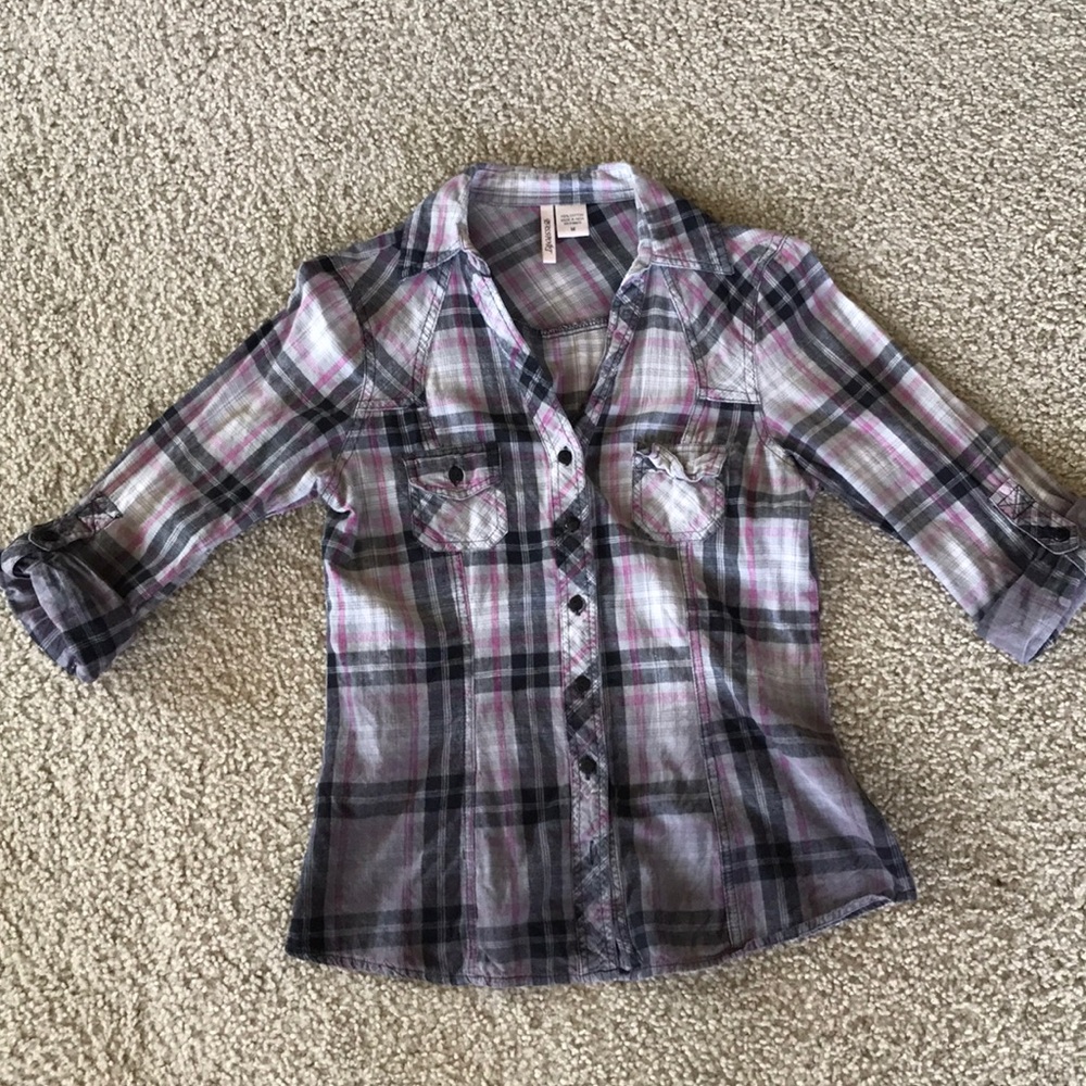 V-neck plaid lightweight shirt